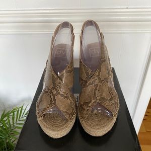 Dolce Vita Saundra Wedge Sandals